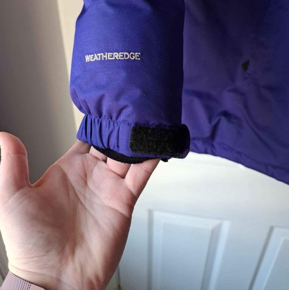 Ladies Winter Coat - Picture 4 of 8